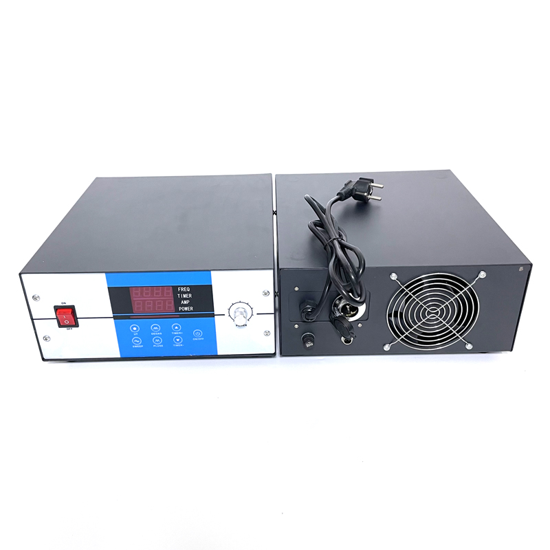 2400W 28KHZ Ultrasonic Power Generator Box For Immersible Ultrasonic Transducer