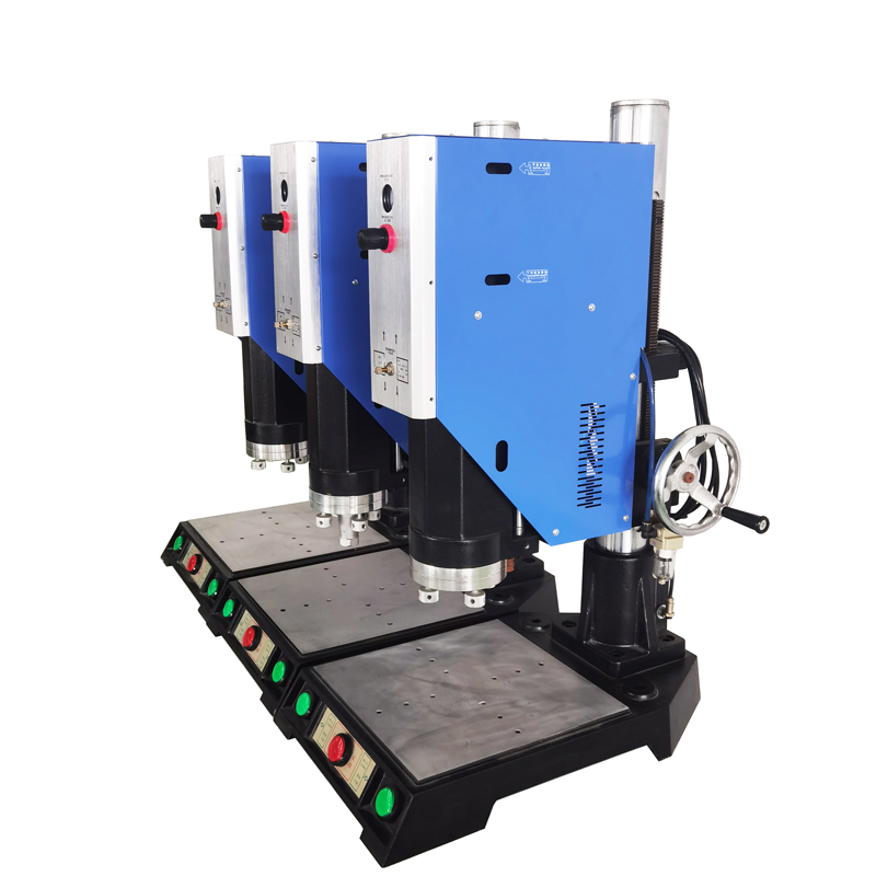 3200W 15KHZ/20KHZ Automatic Ultrasonic Plastic Welding Machine With Power Generator