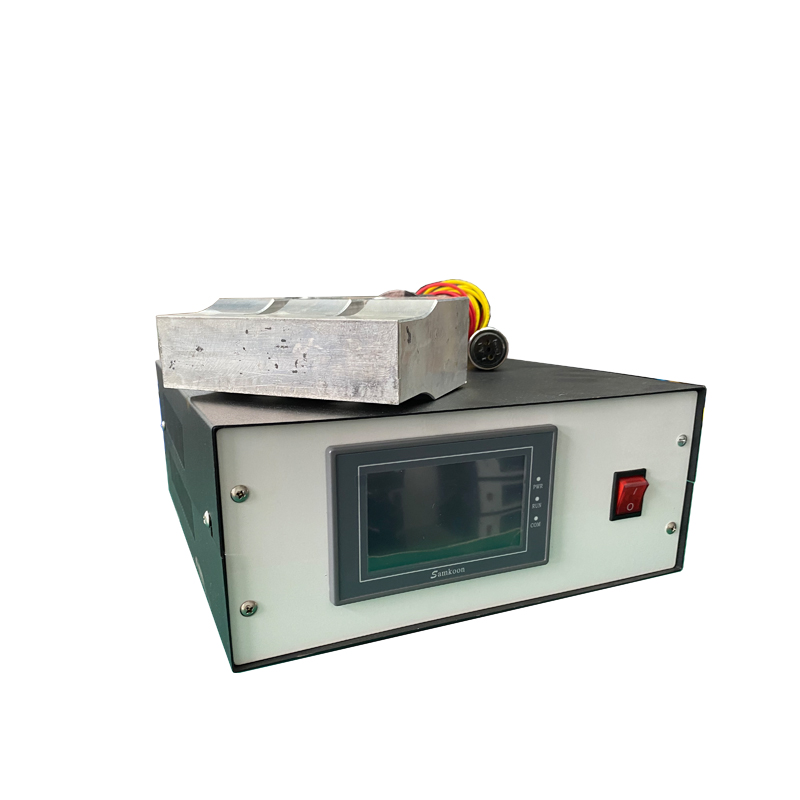 3200W 15KHZ/20KHZ Industrial Ultrasonic Plastic Welding Generator With Ultrasonic Transducer Booster Horn