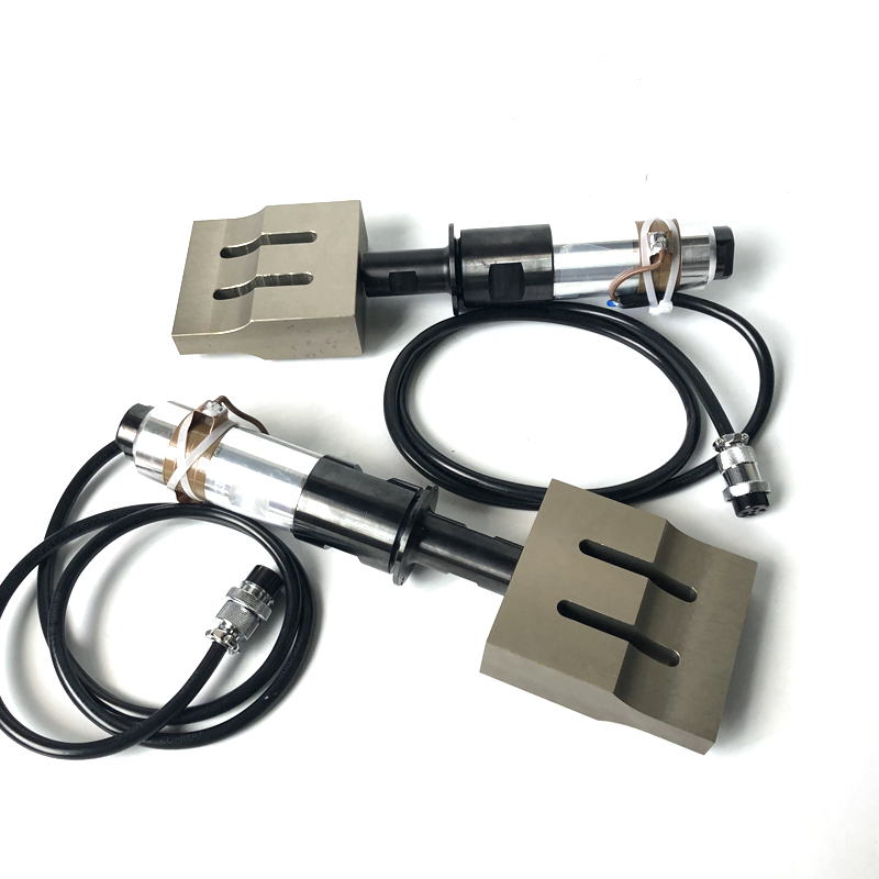 2023010320371132 - 2600W 15KHZ/20KHZ Ultrasonic Waves Welder Converter Horn For Plastic Ultrasonic Welding Machine