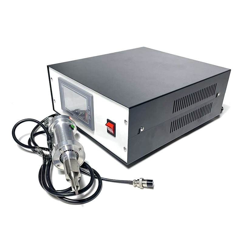 28Khz Gun Type Portable Car Bumper Riveting 800W Ultrasonic Spot Welding Machinery And Generator Control Box